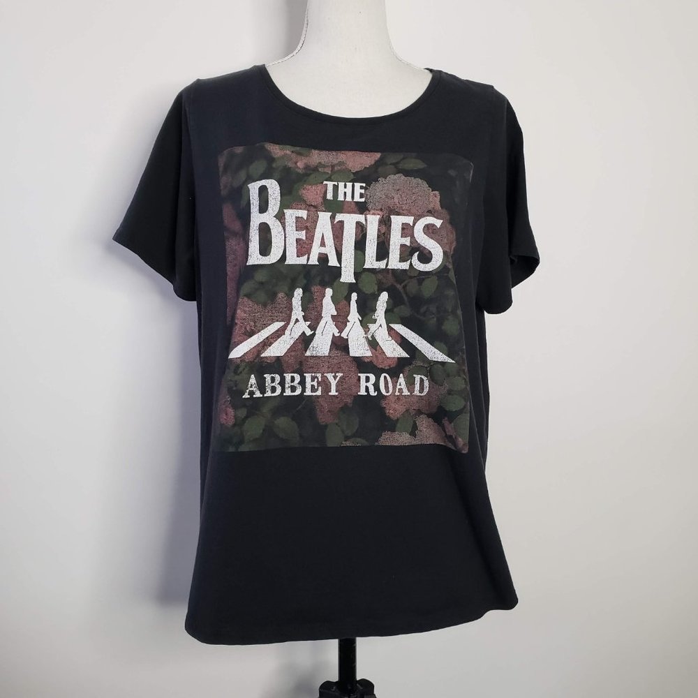 Evri The Beatles Abbey Road Iconic Street Graphic Shirt 0X